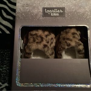 Toasted by totes quality, fun, and comfort all in one